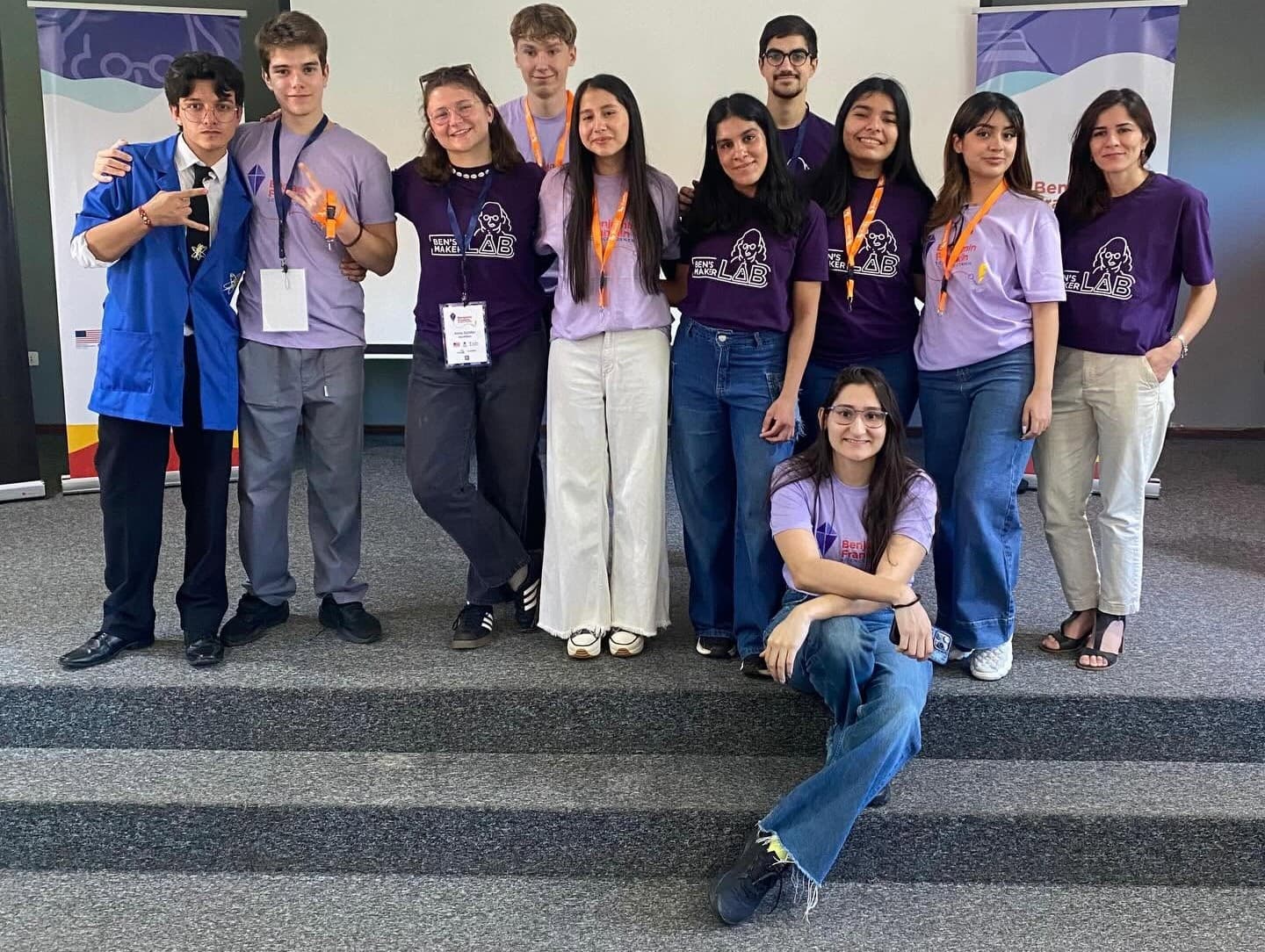 El Benjamin Franklin Science Corner lanza talleres sin costo de inglés para adolescentes