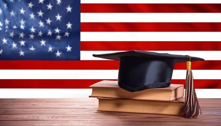 Becas, universidades y asesoría: la feria de EducationUSA vuelve