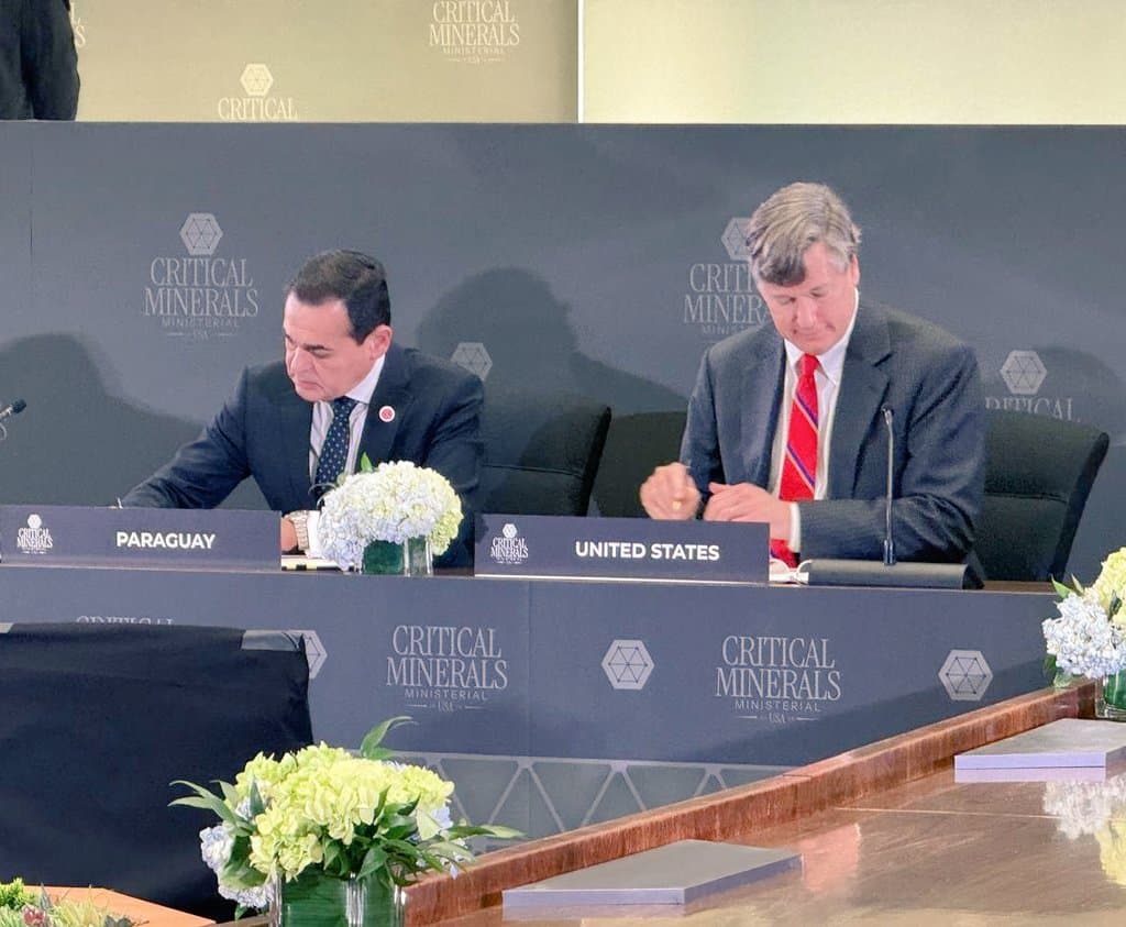 Paraguay firmó en Washington un memorándum para asegurar minerales críticos 