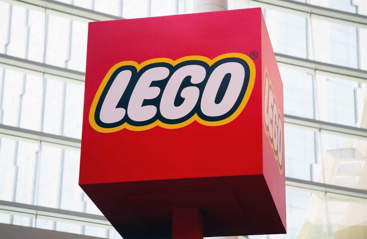 Lego crece, pero su family office sufre por inversiones débiles