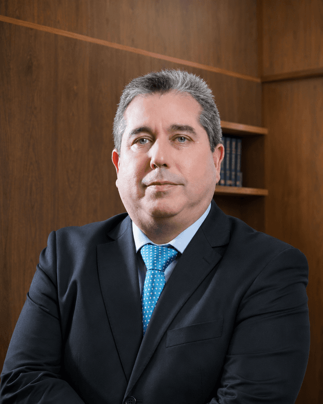 Dr. Eladio Martínez Toro
