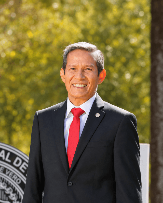 Prof. Dr. Miguel Wenceslao Torres Ñumbay
