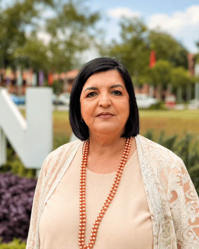 Prof. Ing. Agr. María Gloria Ovelar Aguilera