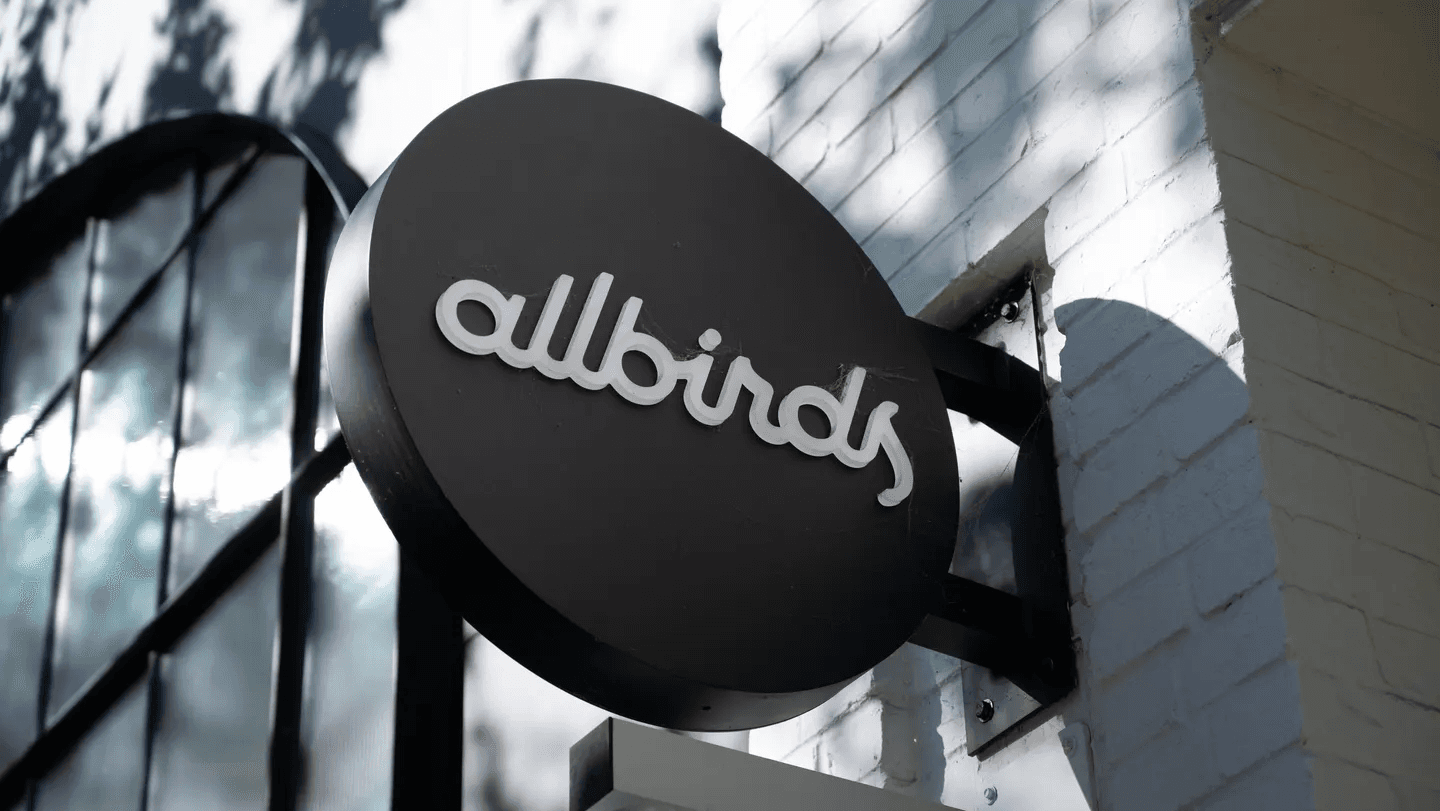 Allbirds deja el calzado y apuesta todo a la IA